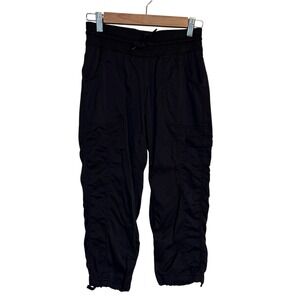 The North Face Capris Women XS Black Crop Cargo Hiking Gorpcore Granola Girl‎